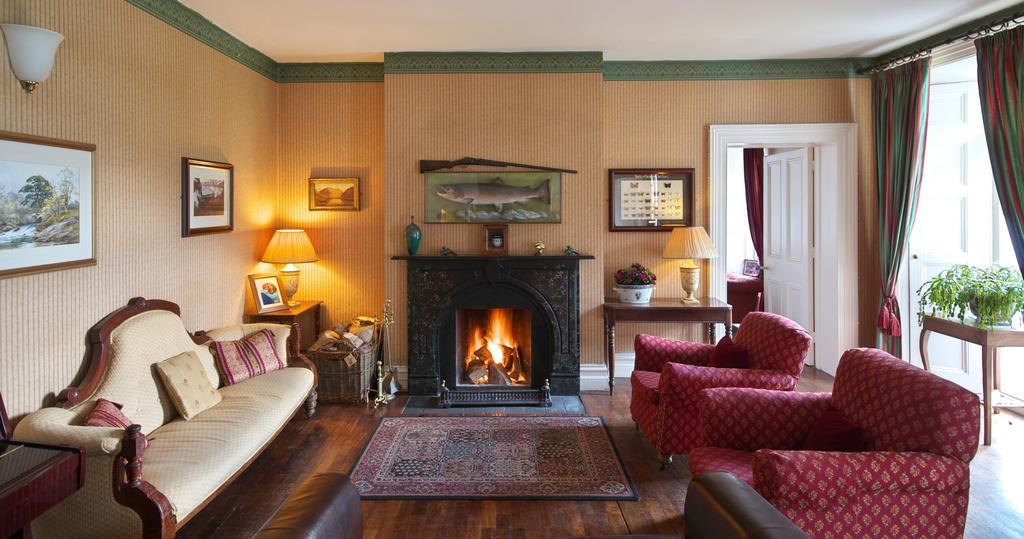Delphi Lodge Leenaun Eksteriør billede